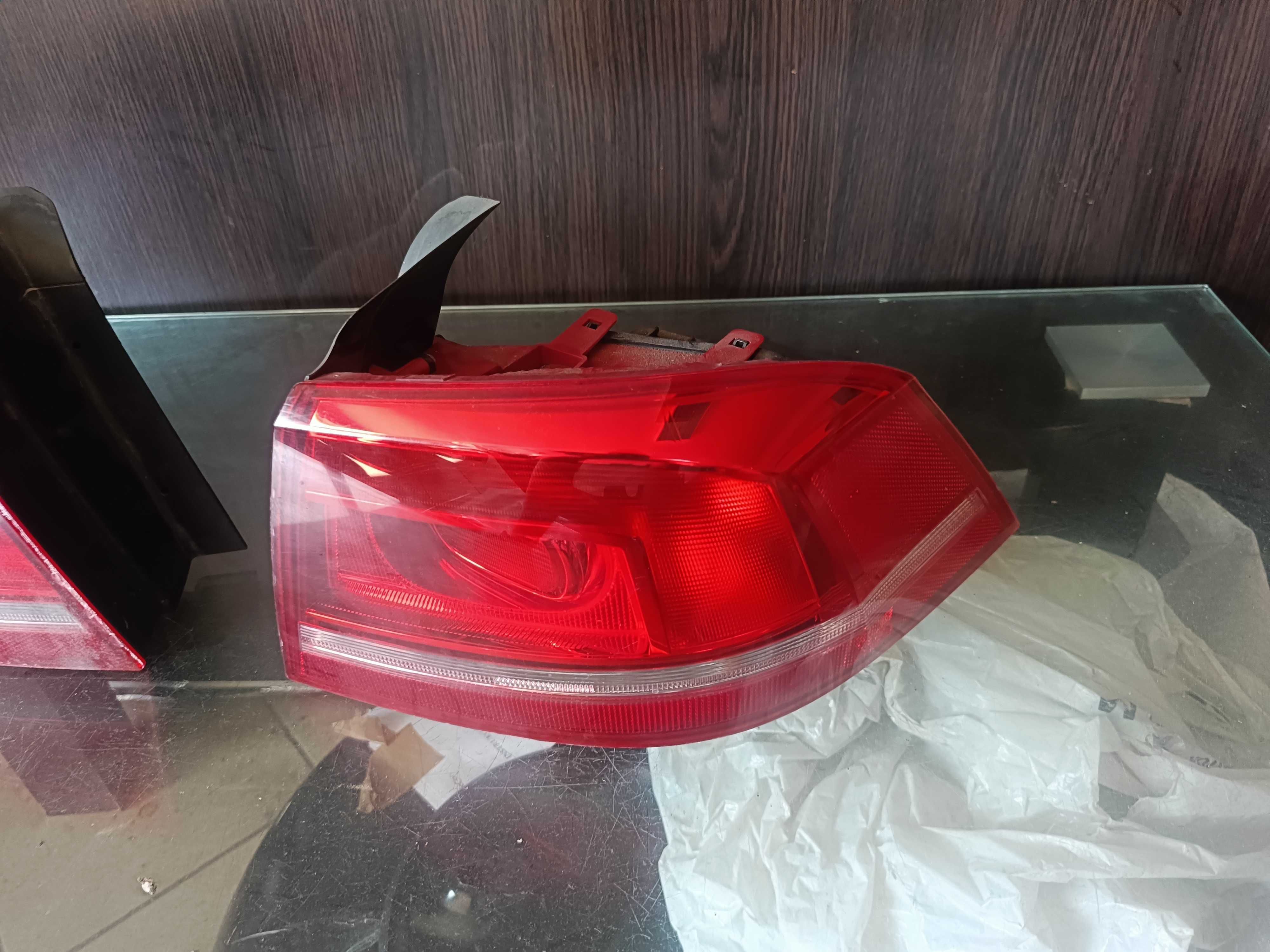 Lampa Lewy Tył / Prawy Tył Passat B7 Sedan