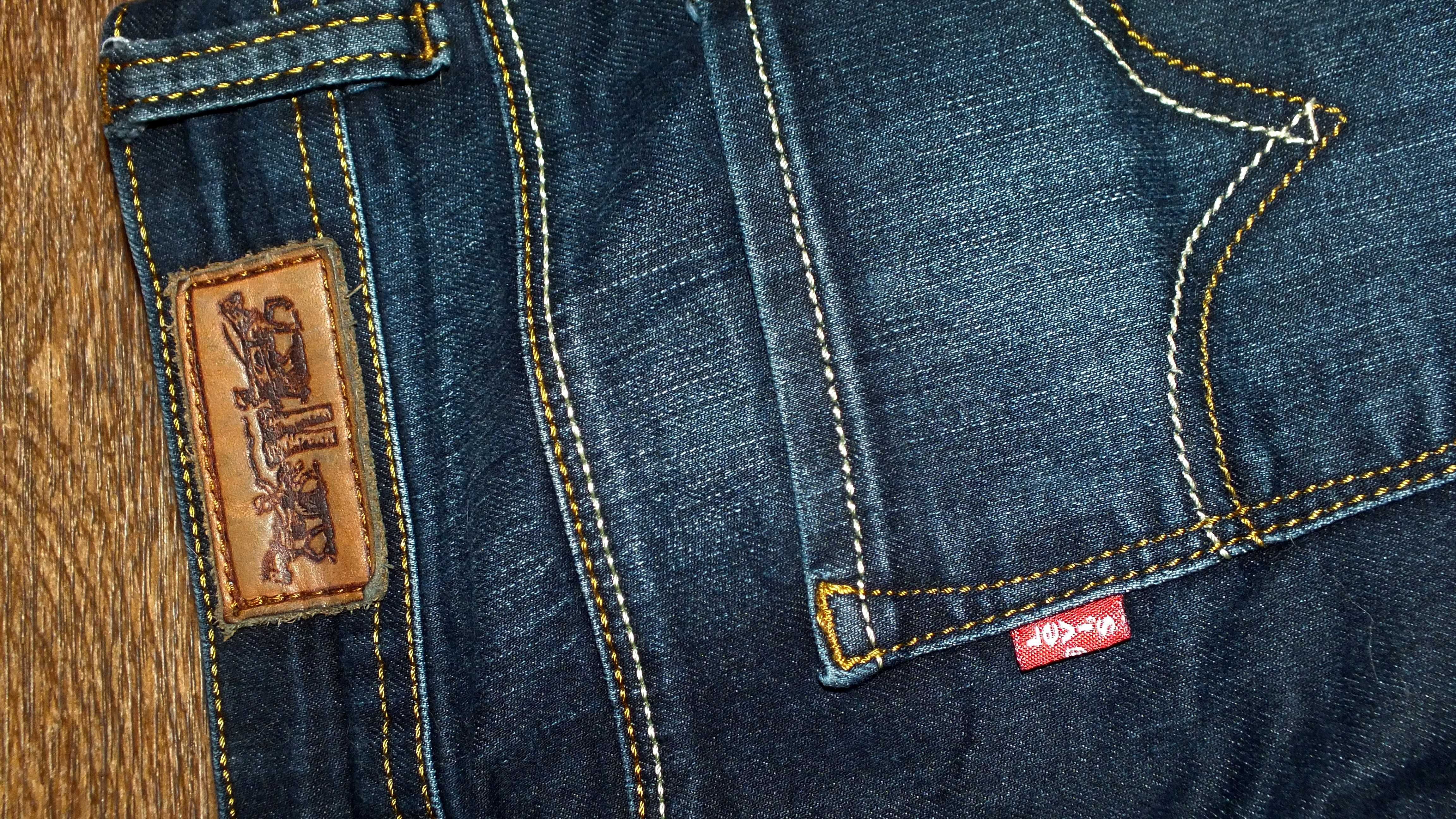 Джинсы Levis. Paзмер W31 / L32