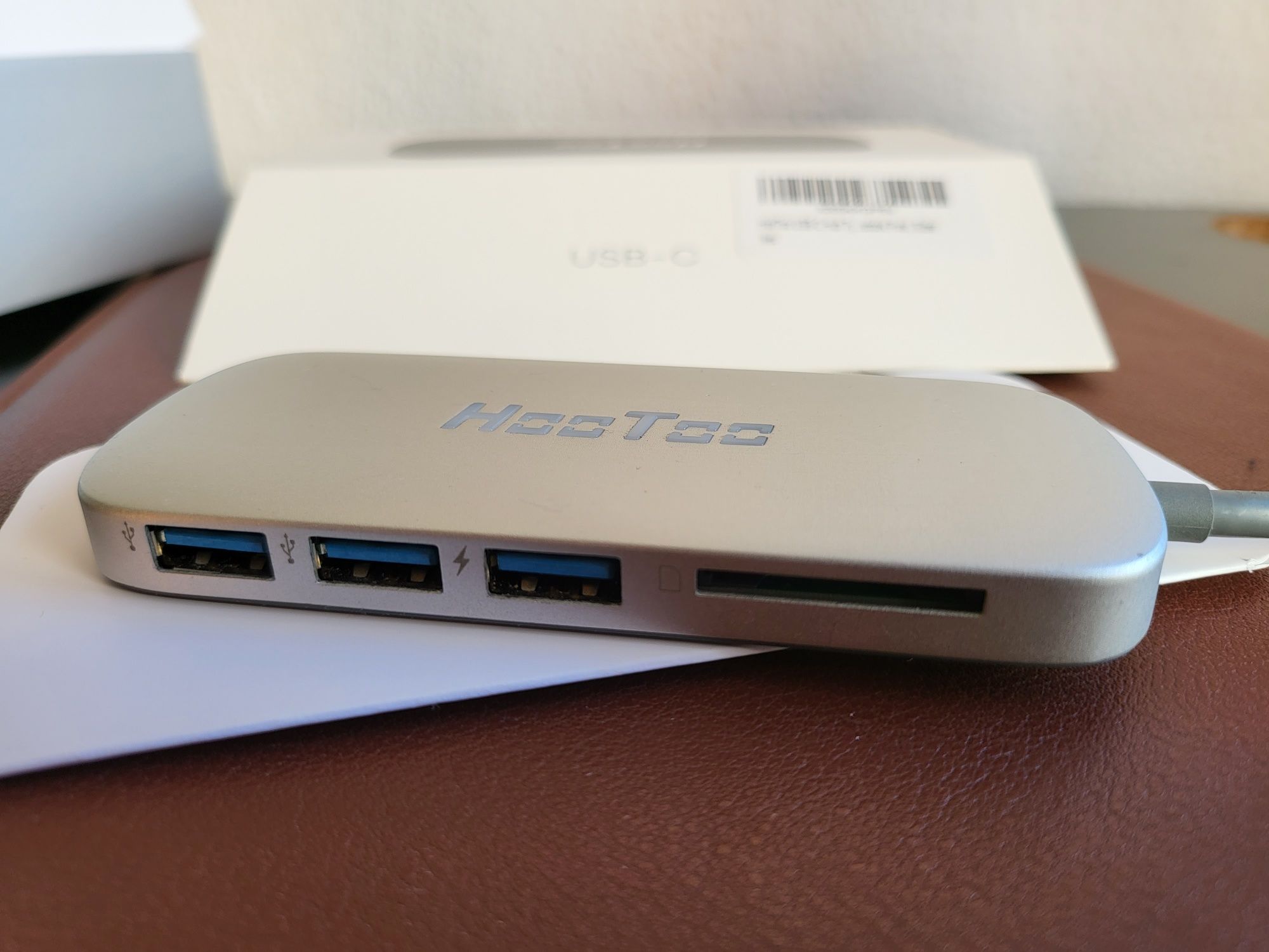 HooToo HT-UC001 Shuttle USB 3.1 Type-C Hub HDMI (4K)- SD Card Reader