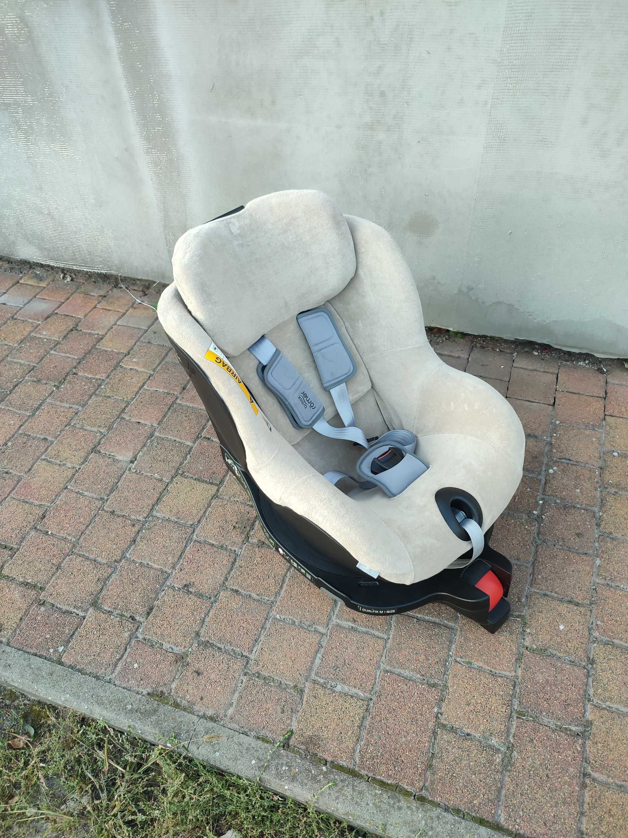 BRITAX RÖMER DUALFIX M i-SIZE fotelik obrotowy 61-105 cm z bazą Isofix