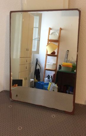 Espelho de parede (70 x 50 cm)