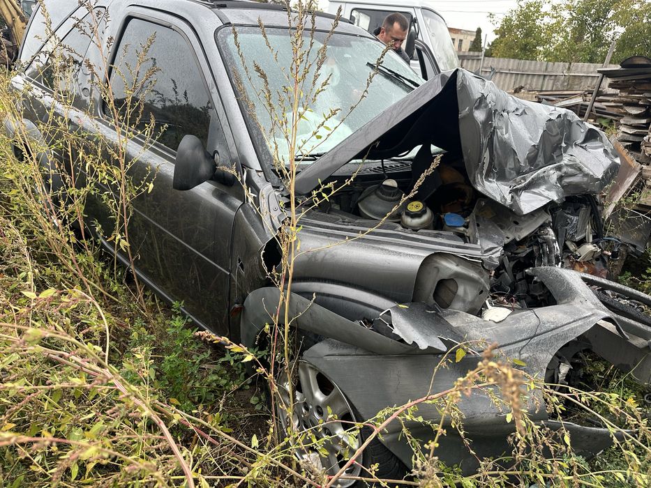 Land Rover Frеelender 2.0 d 2000 р