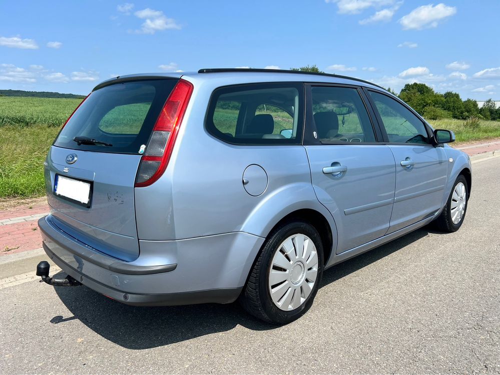 Ford Focus Mk2 2.0B 145km Klima/Hak 2005r.