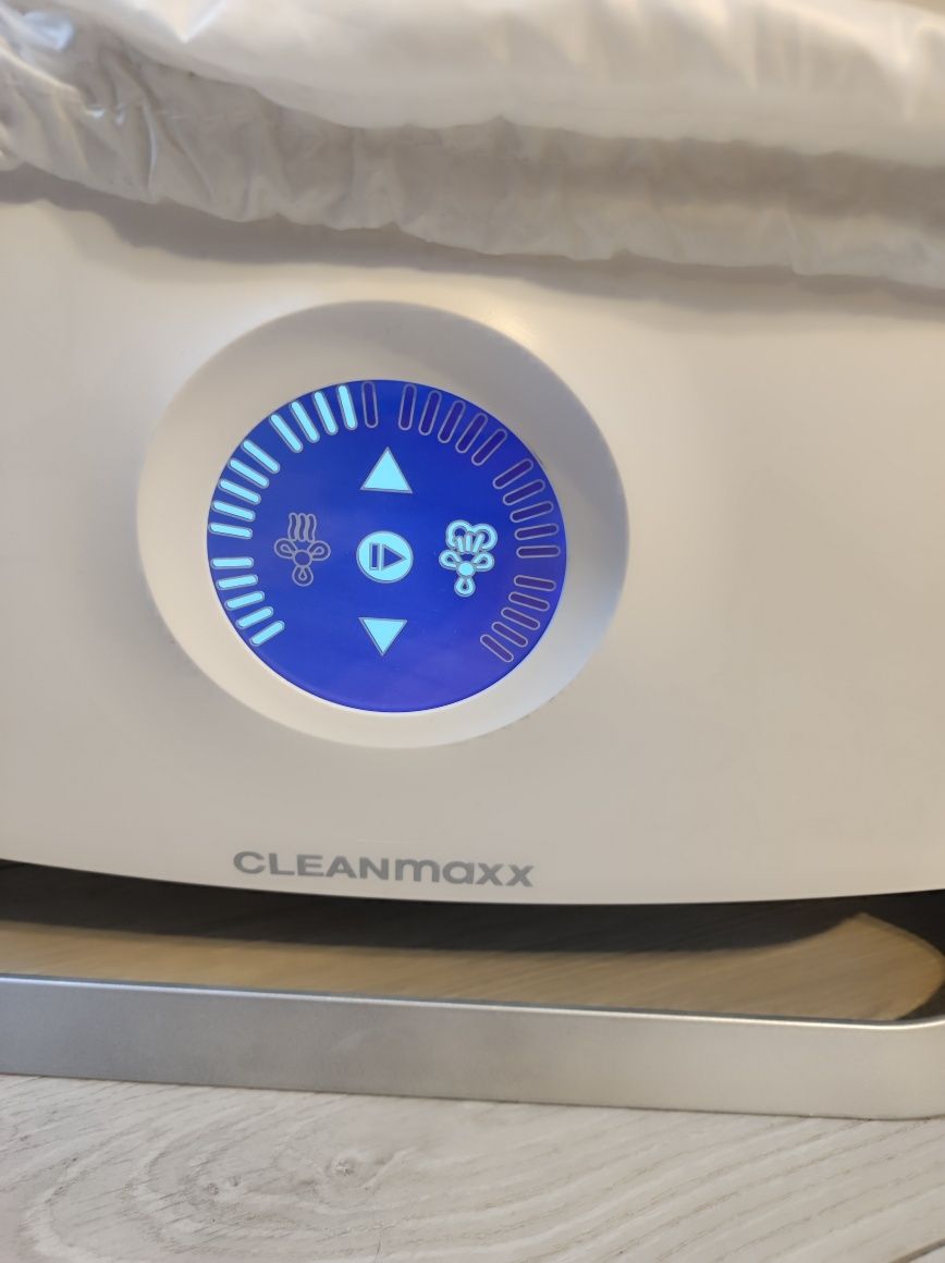 Automat do Prasowania Koszul CleanMaxx 02968 - Jak Nowy, Idealny Stan
