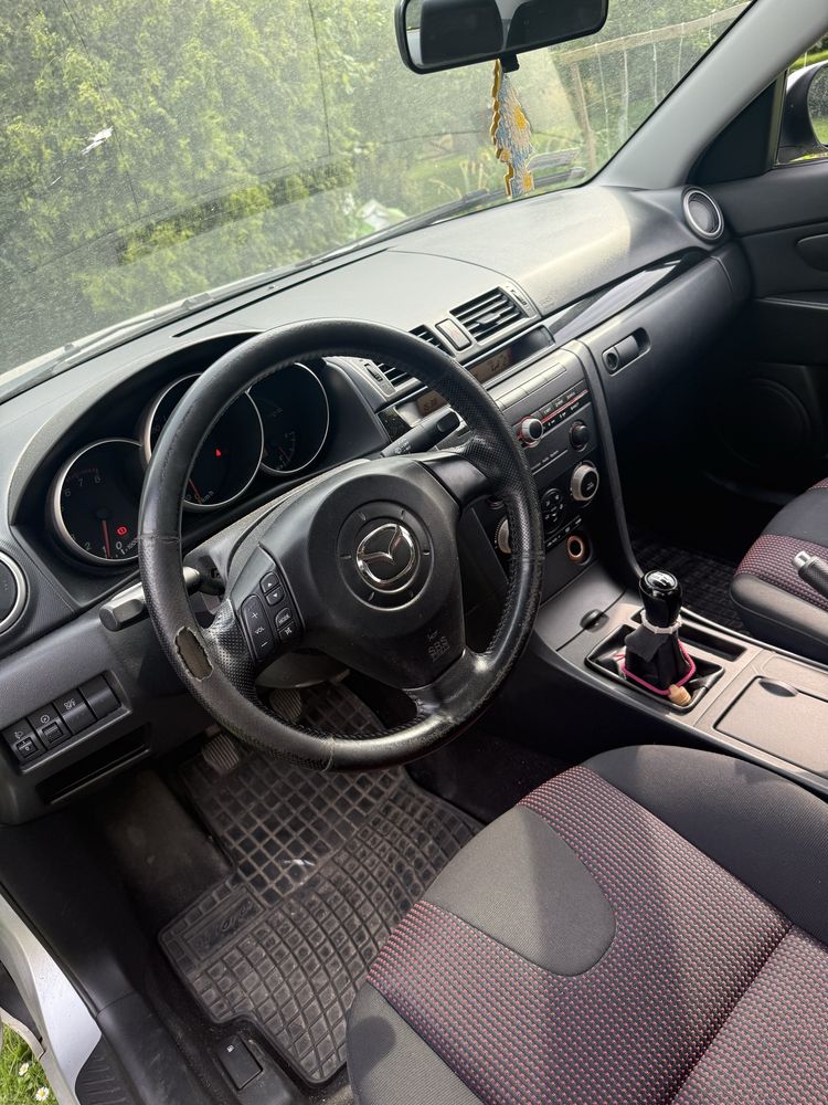 Mazda 3 1.6 benzyna 105km