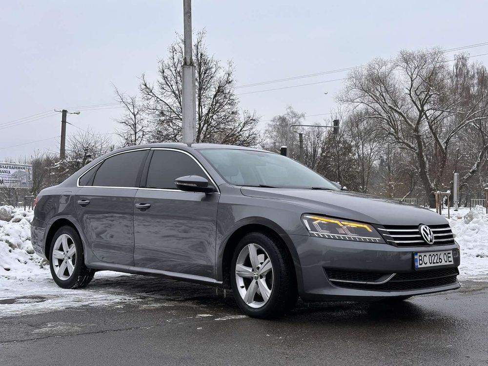 Volkswagen Passat 2012 рік