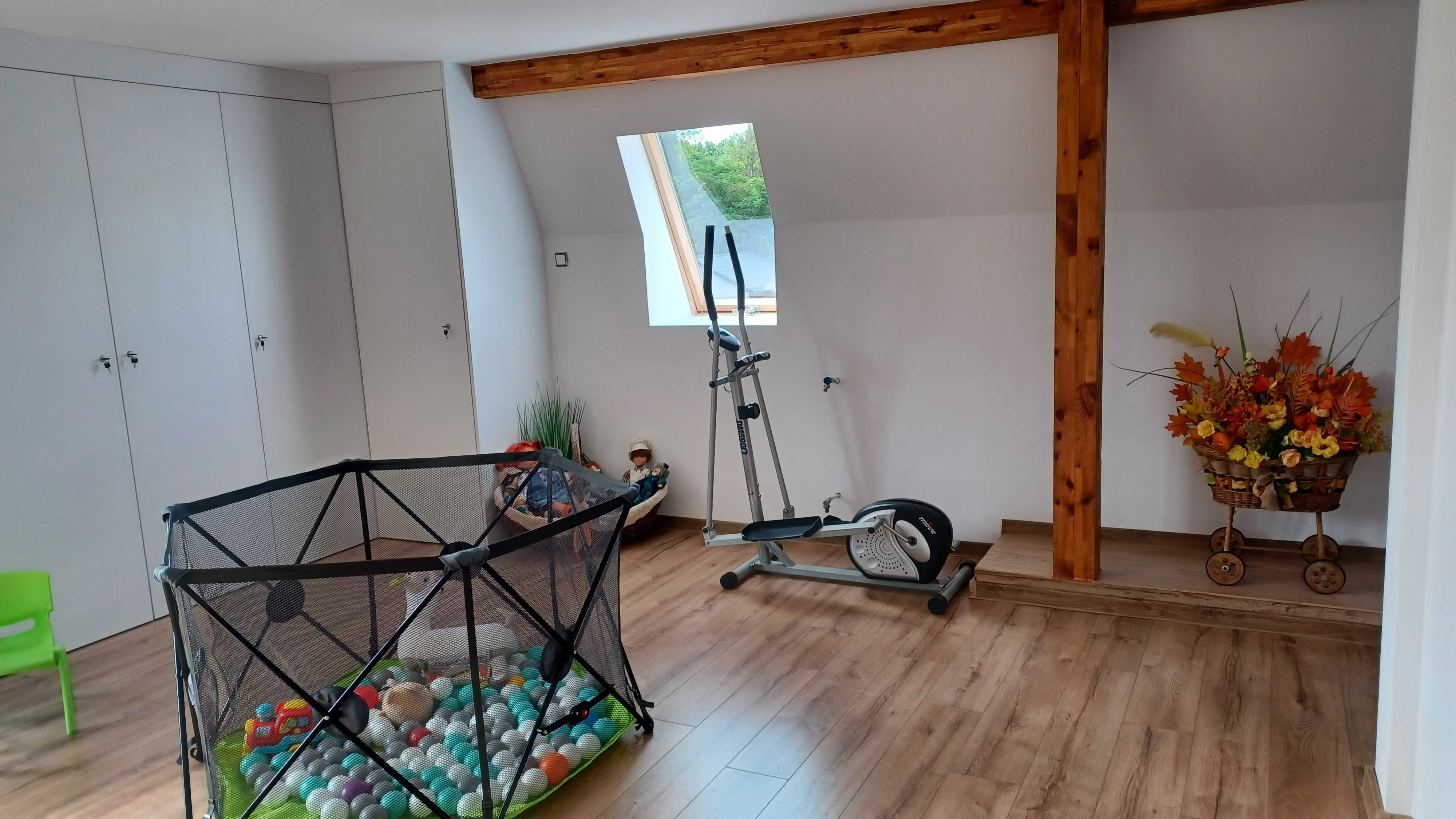 Apartamenty, pokoje, noclegi nad morzem, mieszkania na doby, Wicie