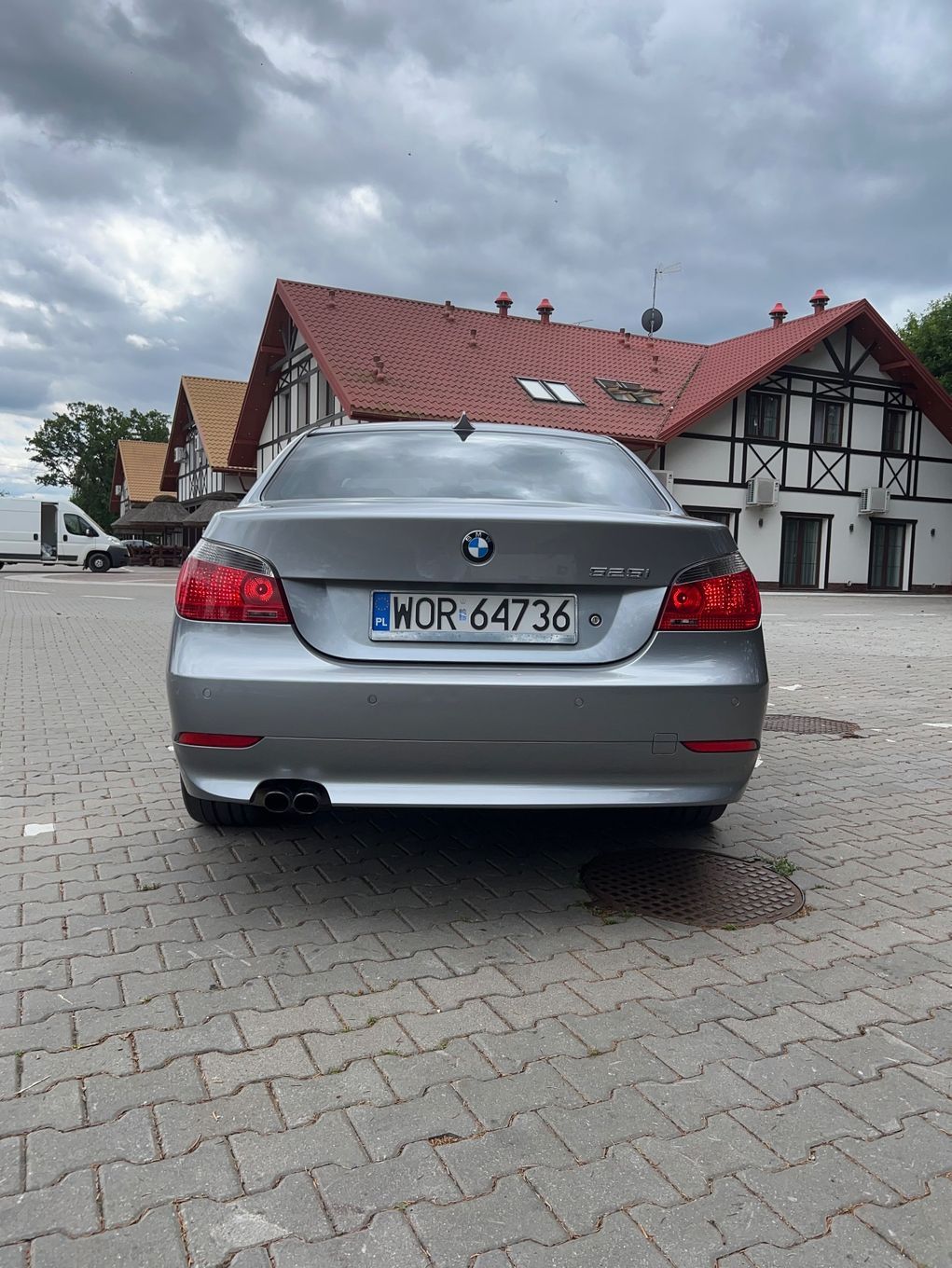BMW Seria 5 BMW e60 525i