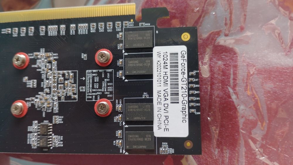 Retro karta graficzna NVIDIA GeForce GT 210