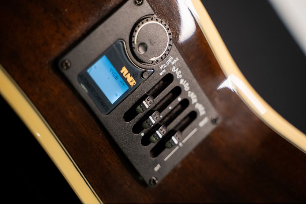Guitarra Aria FET Elite Bks