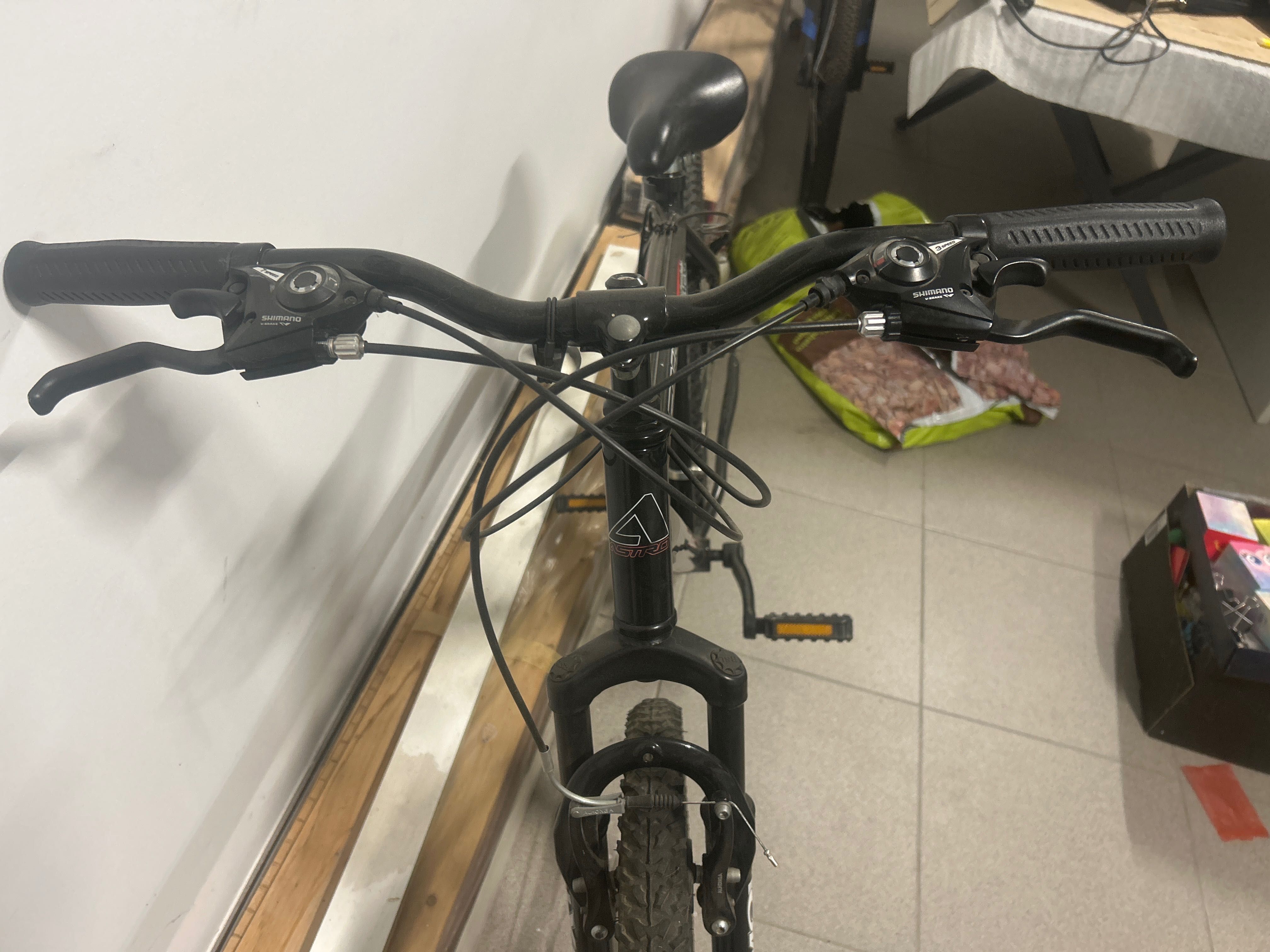 Bicicleta ASTRO - como nova