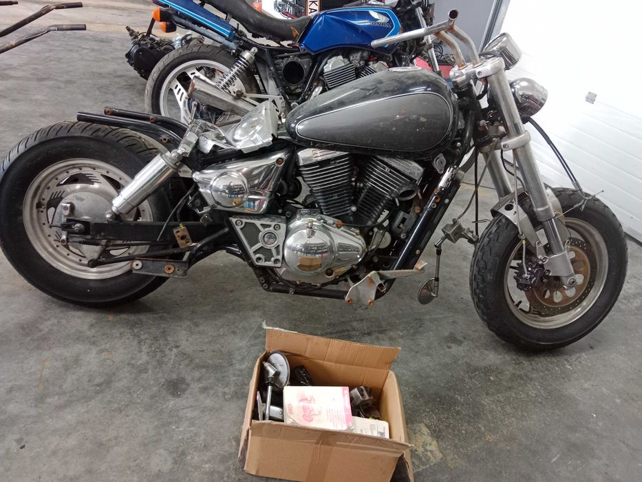 Suzuki vz 800 vz800 maruder silnik lagi gaźniki felga koło bak części