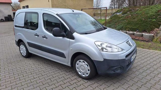 Peugeot Partner 1.6hdi 90KM 237000km sprowadzony KLIMA