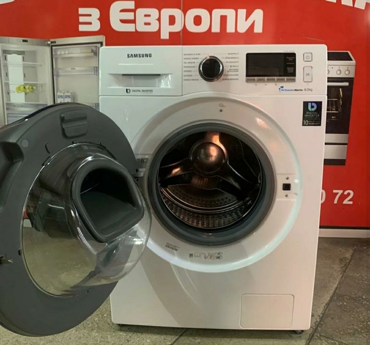 Стиральная машина прльна машина Samsung WW8GK6400QW/EG