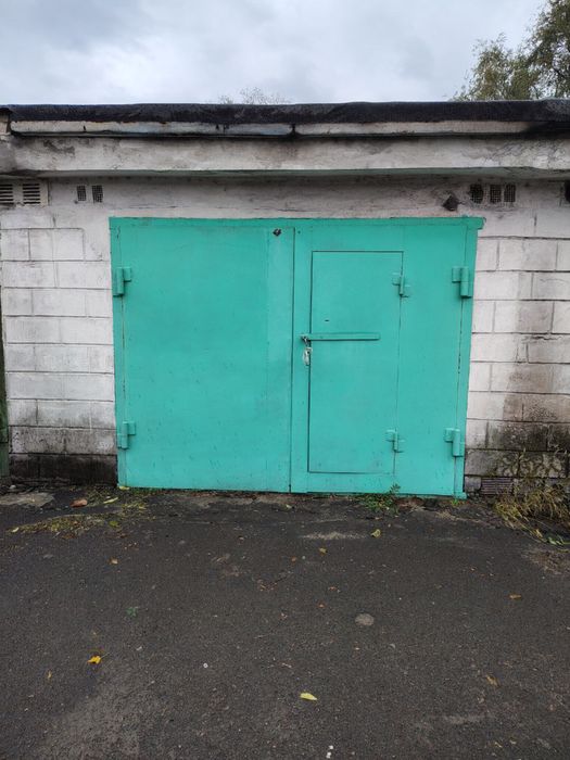 Продам гараж Камʼянське