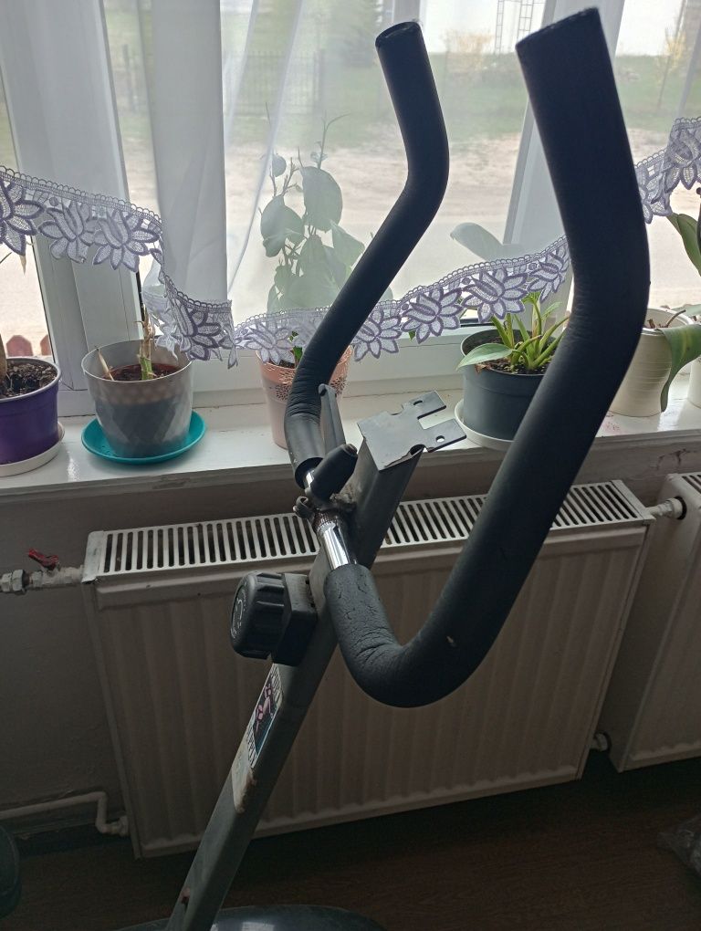 OKAZJA Sprzedam rowerek stacjonarny