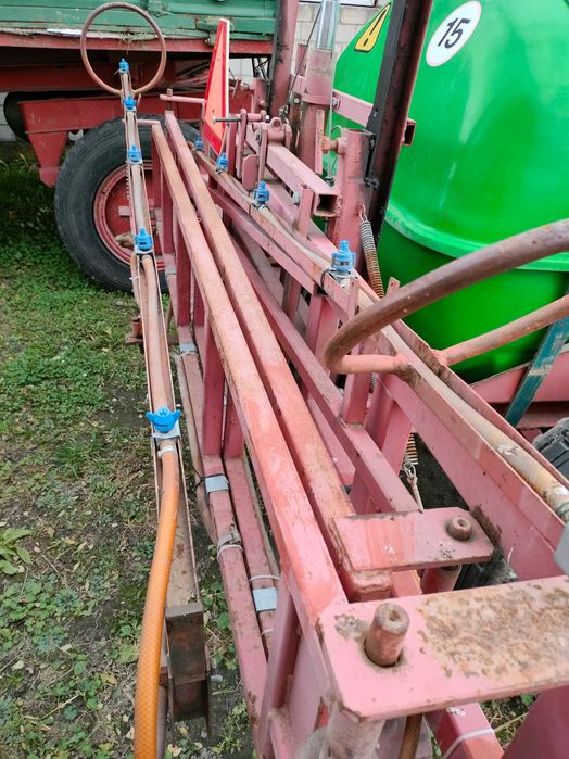 Opryskiwacz ciągany Skotarek