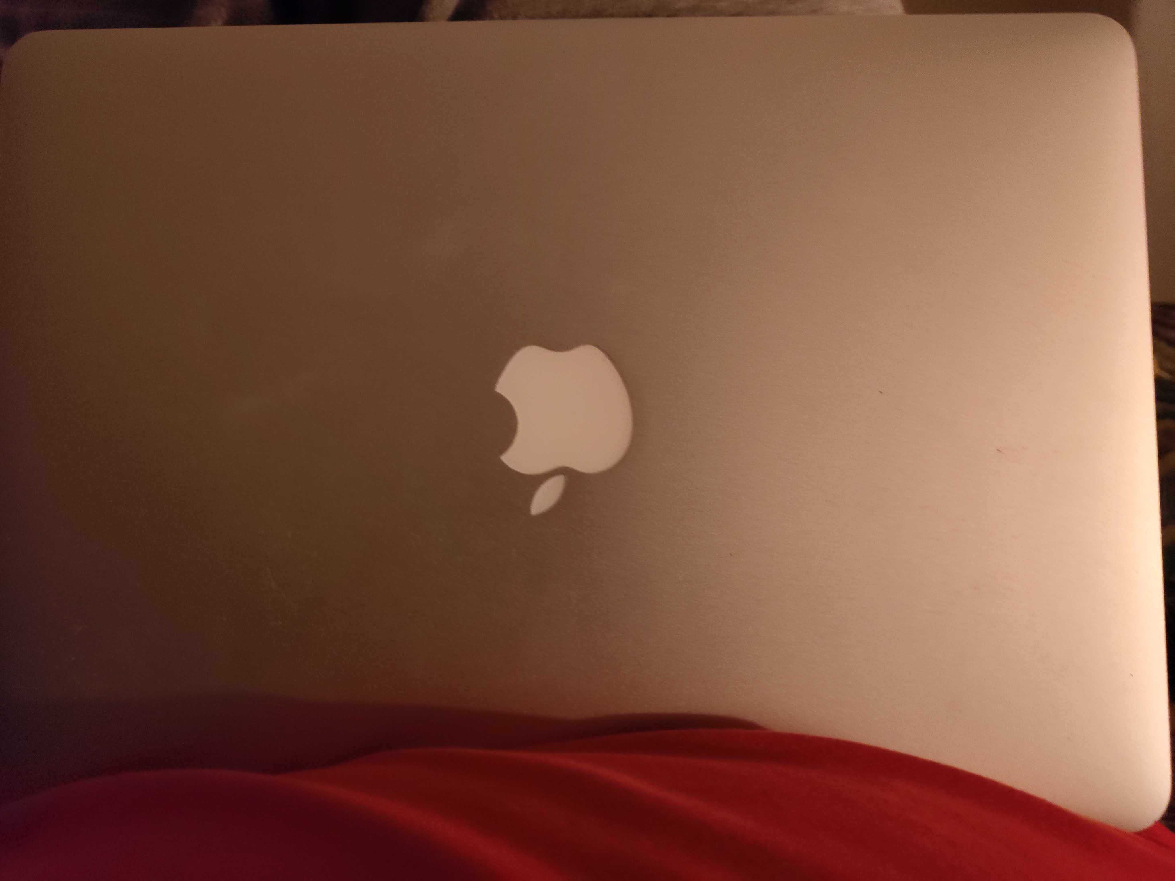 MacBook Air 13 inch 2017 i5 128GB