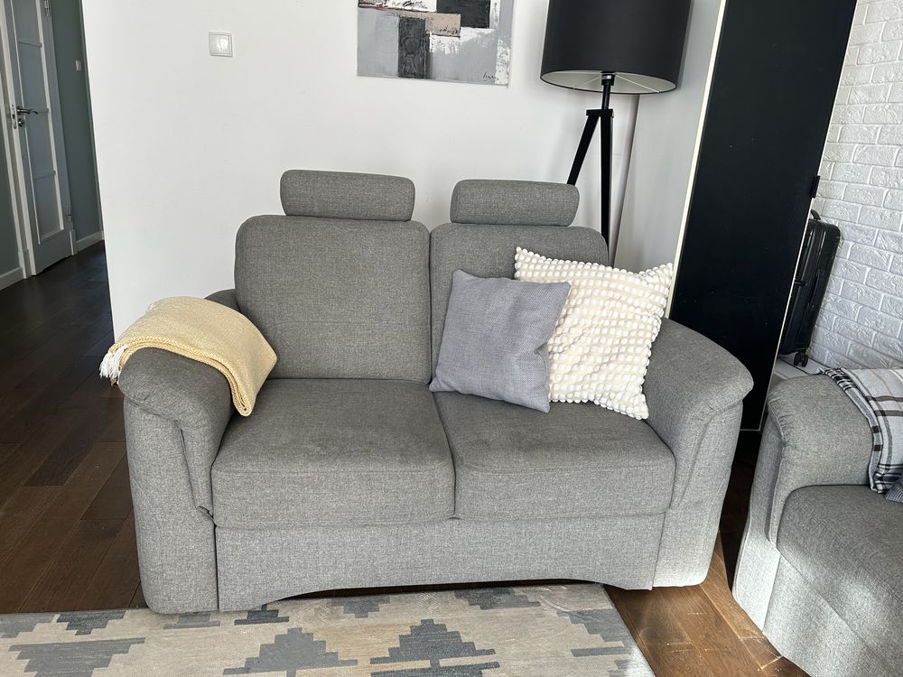 Sofa dwuosobowa z szufladą