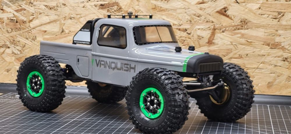 Vanquish model zawodniczy nie traxxas axial element enduro