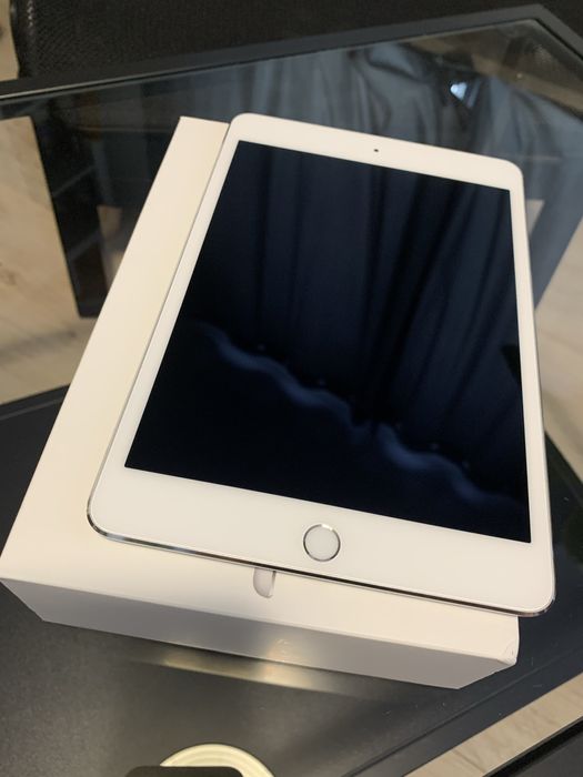 iPad mini 4 128GB Silver