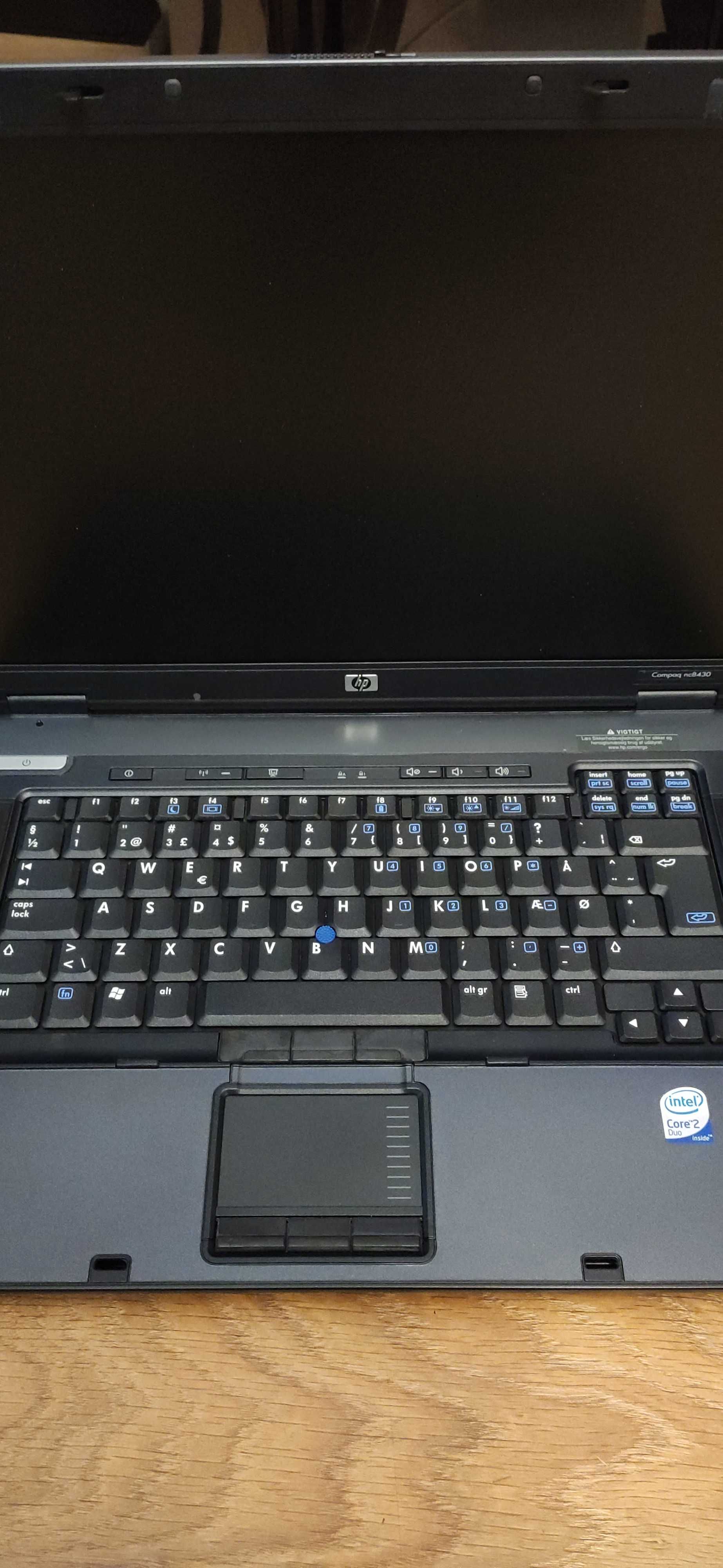 Laptopy HP Compaq nc8430 nx8220