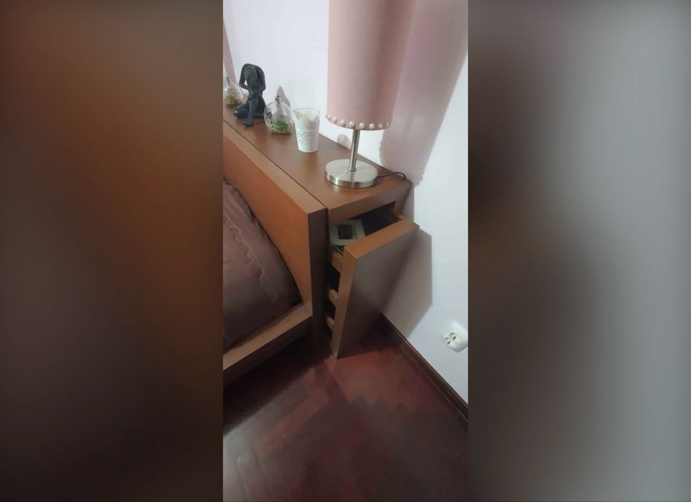 Cama MALM em castanho descontinuado (IKEA)