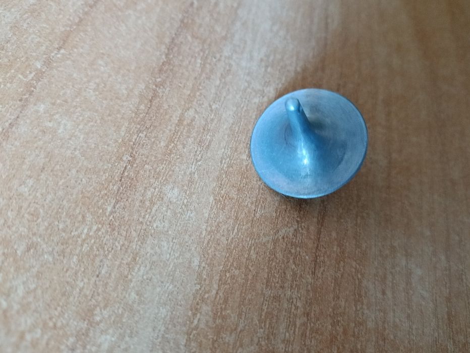 Продається металевий волчок - антистреc , нова якість!