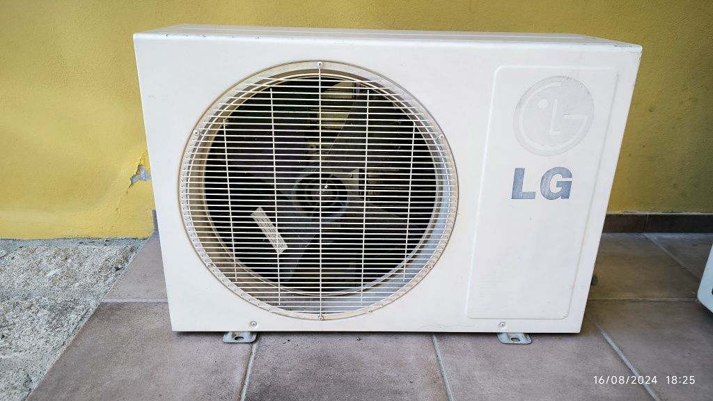 Ar-condicionado LG 9000 btu/h COMPLETO