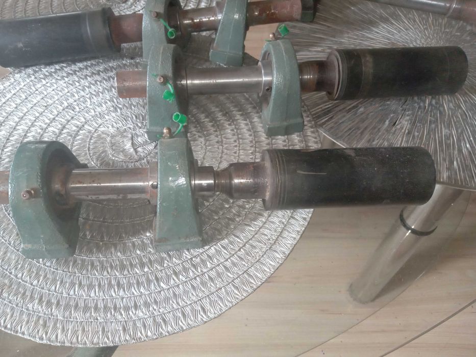 Zestaw 3 sztuki wałki z łożyskami