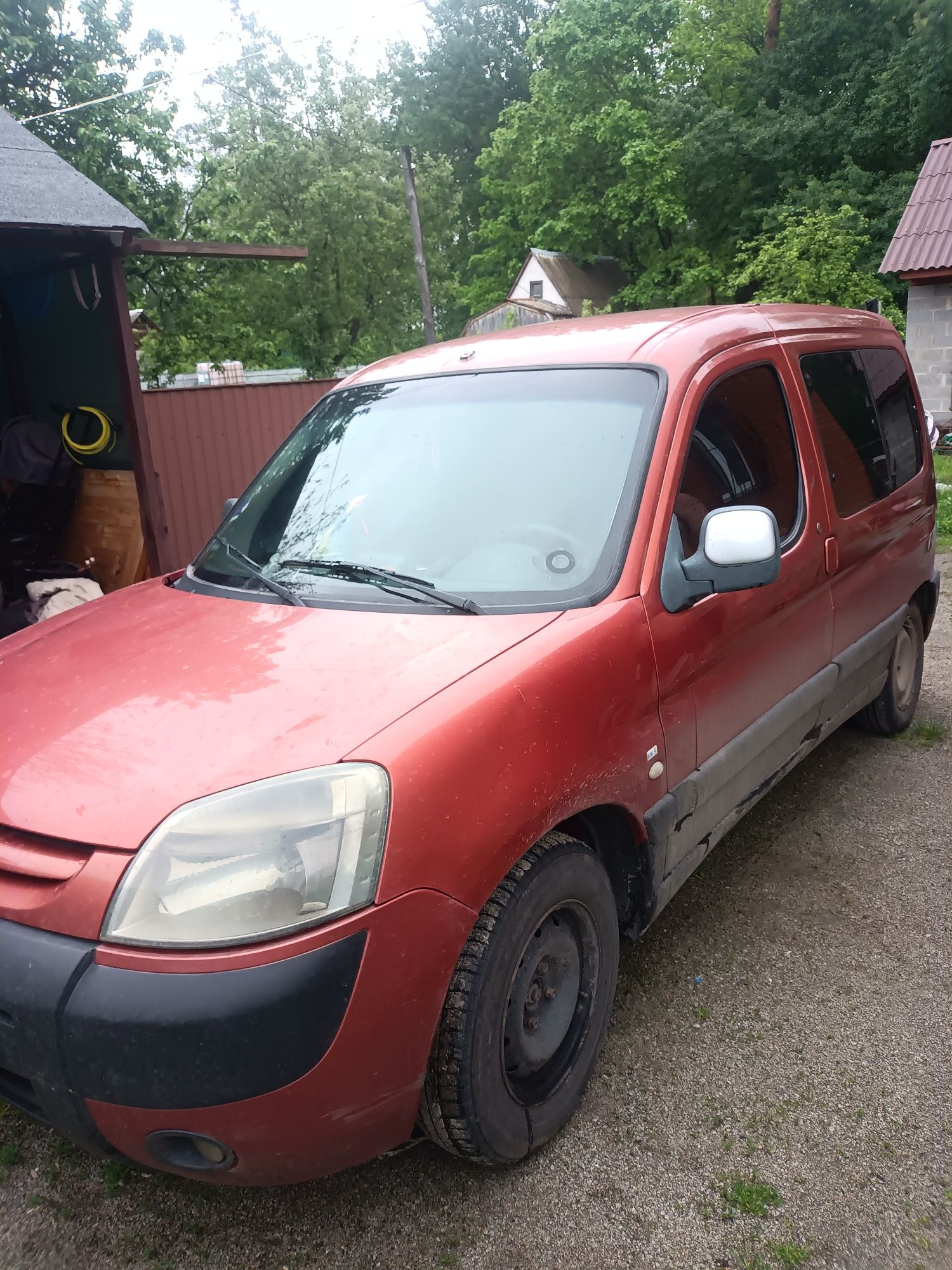 Авто Пежо партнер