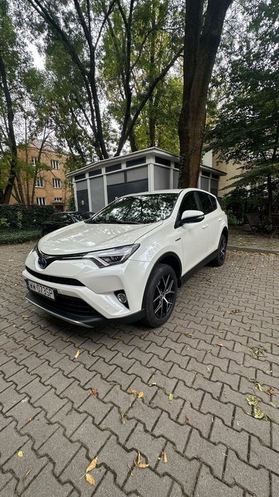 Toyota RAV4 Premium 4x2 | Faktura VAT | Stan Idealny | Garaż | Nowy akumulator
