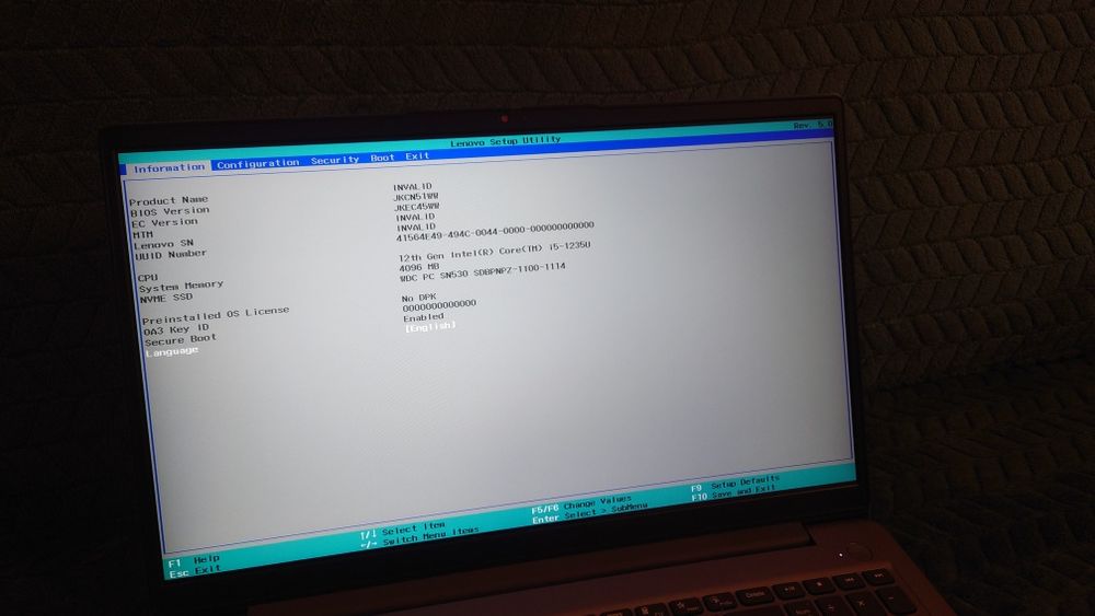 LENOVO IdeaPad 3 15IAU7, i5-1235U, 4GB RAM
