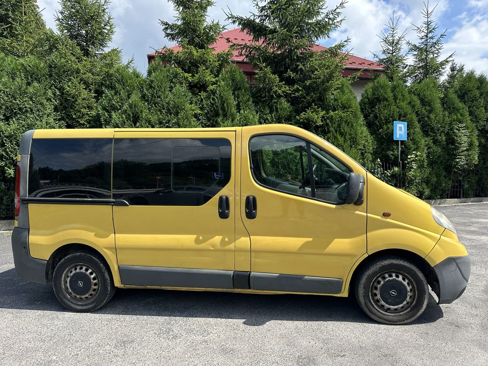 Opel Vivaro 2.0 CDTI 9osób nawiewy zdrowy Bez rdzy