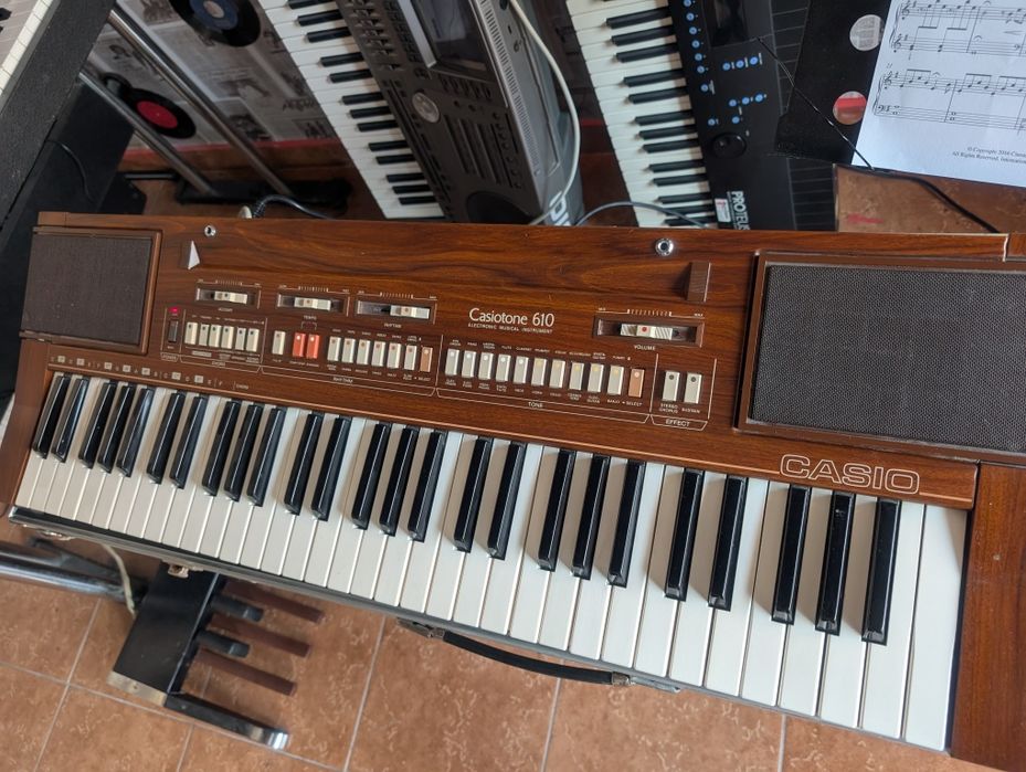 Keyboard Casio Casiotone 610 Japan organy pianino vintage retro synth