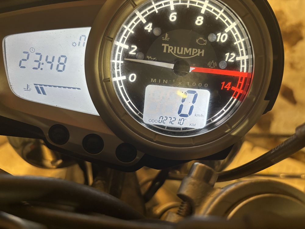 Street Triple 675