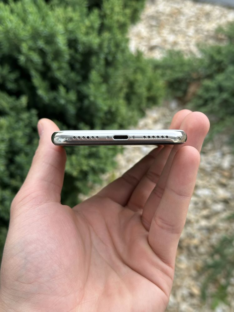 iPhone X 256GB Silver Neverlock айфон 10 білий