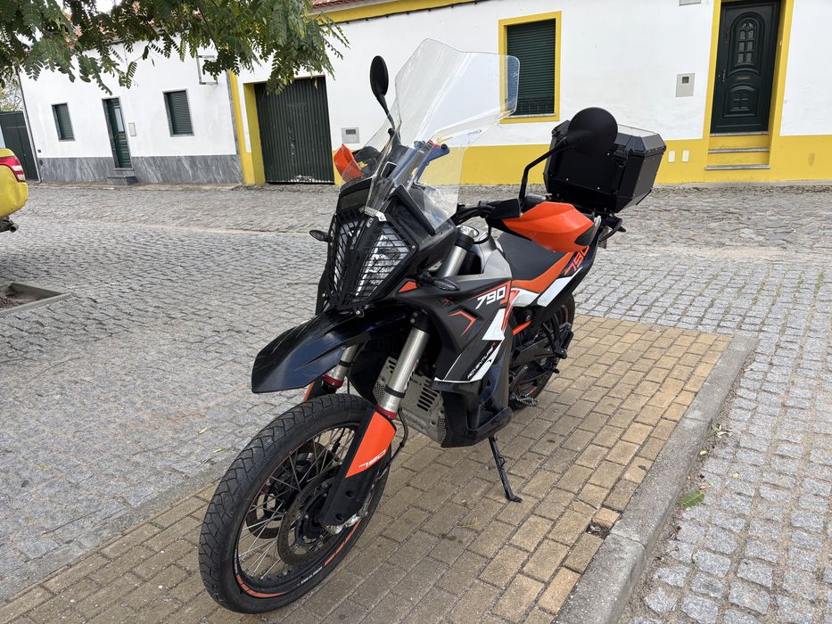 Mota KTM 790 Adventure “R”