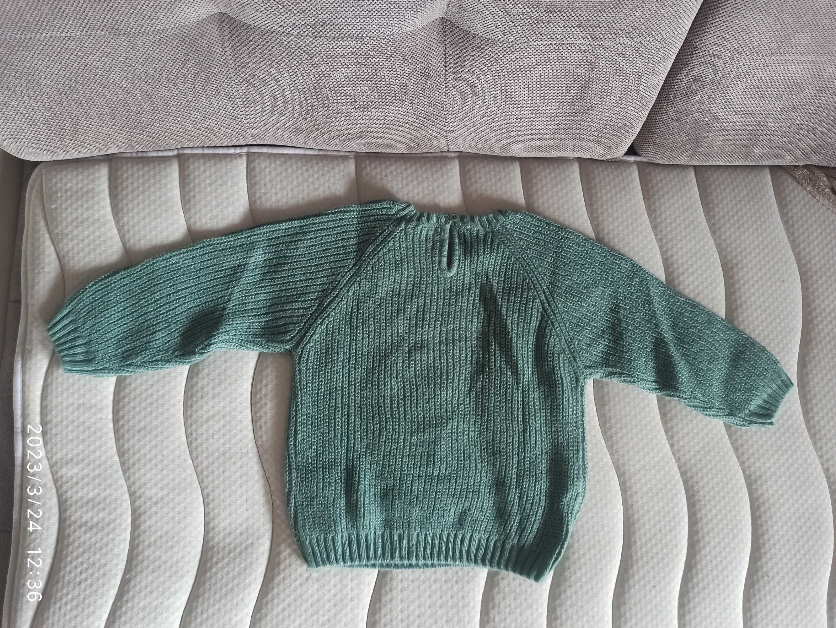 Sweter dziewczęcy Reserved Oversize 104 Nowy