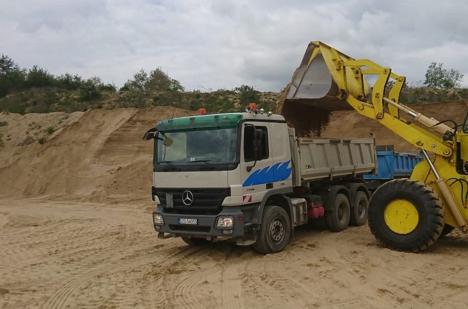 Transport Wywrotka Piasek Żwir Kamień Ziemia Beton Koparka Granit Grys