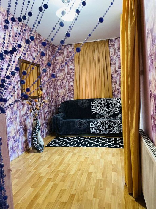 Здається частина будинку на Старому Місті.