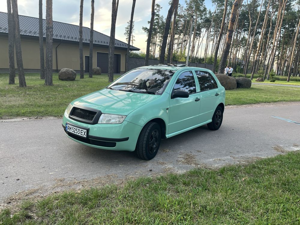 Автомобіль Шкода Фабіа 1 1.4mpi