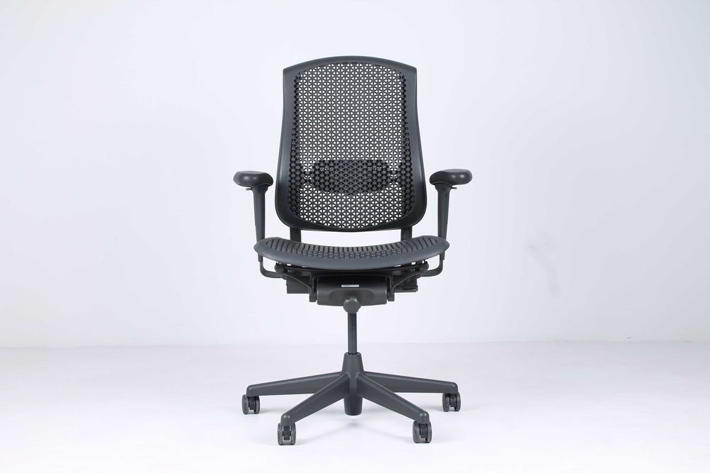 Cadeira Herman Miller modelo CELLE