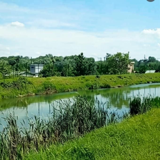 Будинок з великою ділянкою в затишному місці м. Ужгород