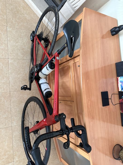 Van Rysel (Modelo Endurance) – Carbono – Tamanho XS