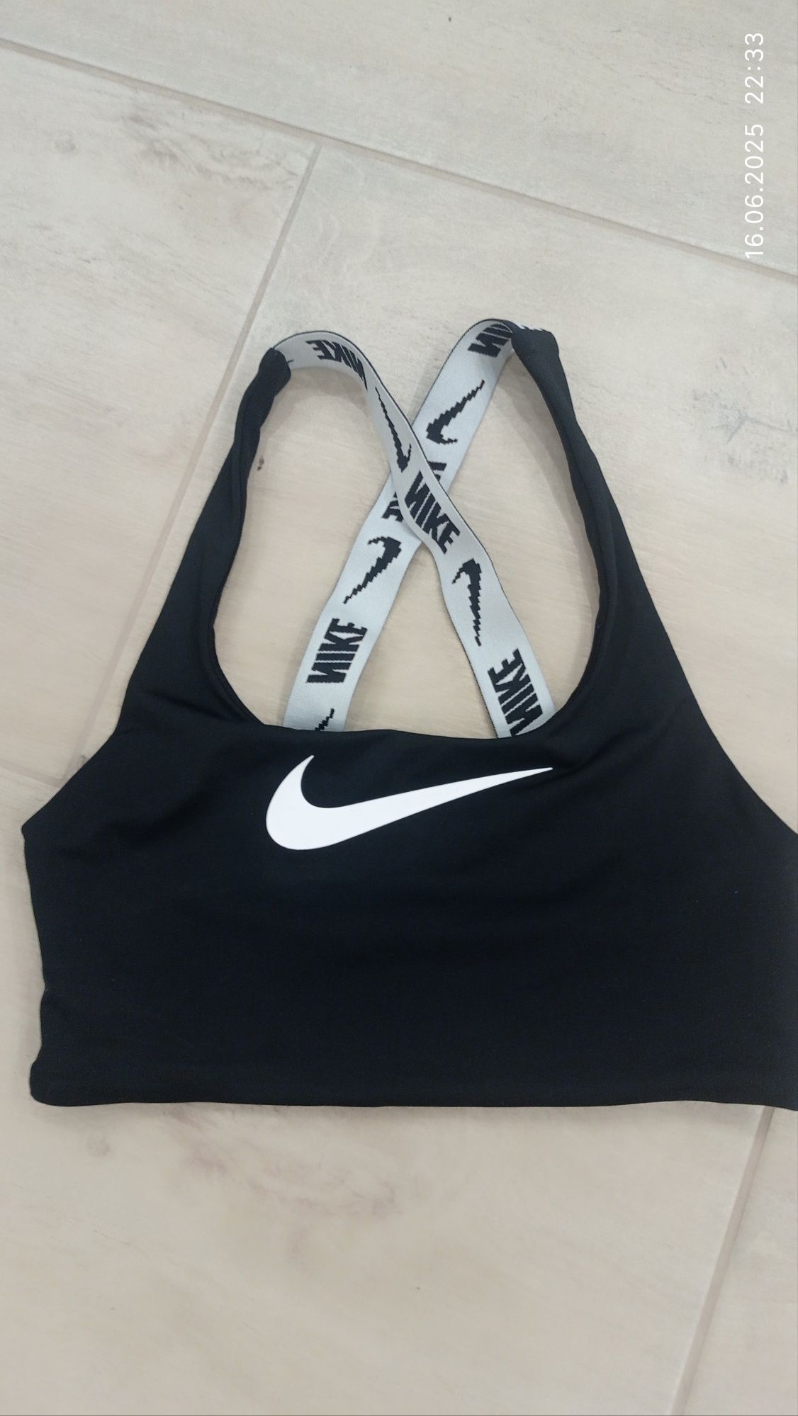 Верх ,низ купальника Nike