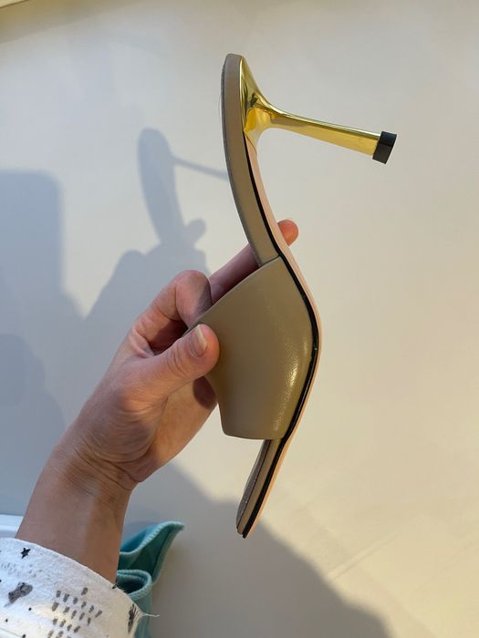 Босоніжки жіночі мюлі - estro