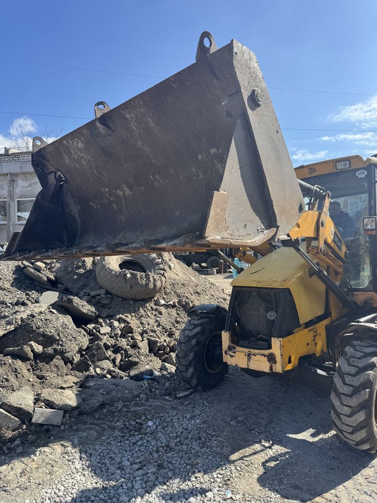 Продам экскаватор-погрузчик JCB 3CX sitemaster 2008 год