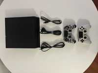 PlayStation 4 1TB jak nowe 2 pady