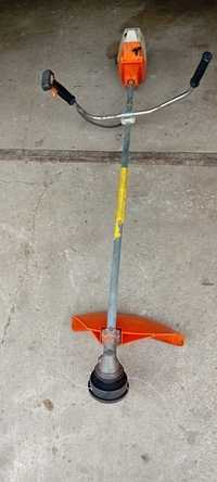 Wykaszarka Stihl FS44